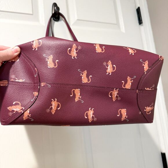Coach Reversible City Tote Party Cat Print Maroon Berry Canvas Large Classic - Picture 4 of 16